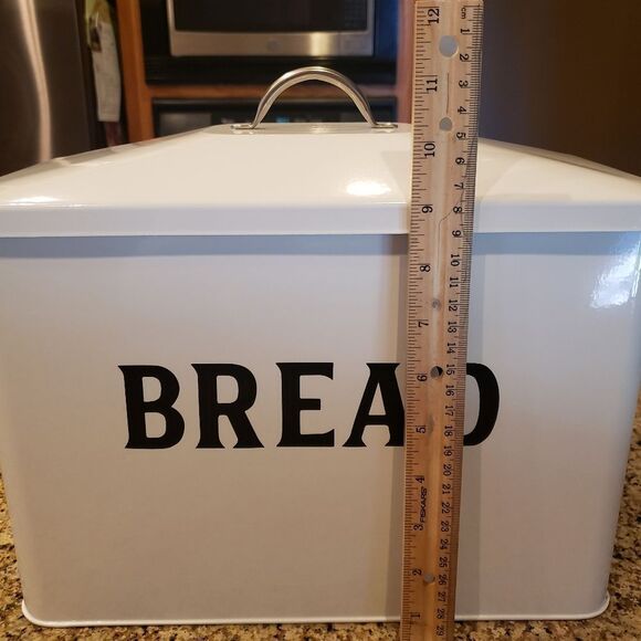 Bread Box food storage container - Picture 2 of 5